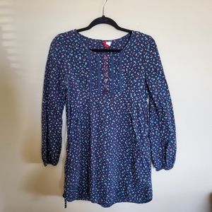 Long sleeved Navy blue floral mini dress sized 8